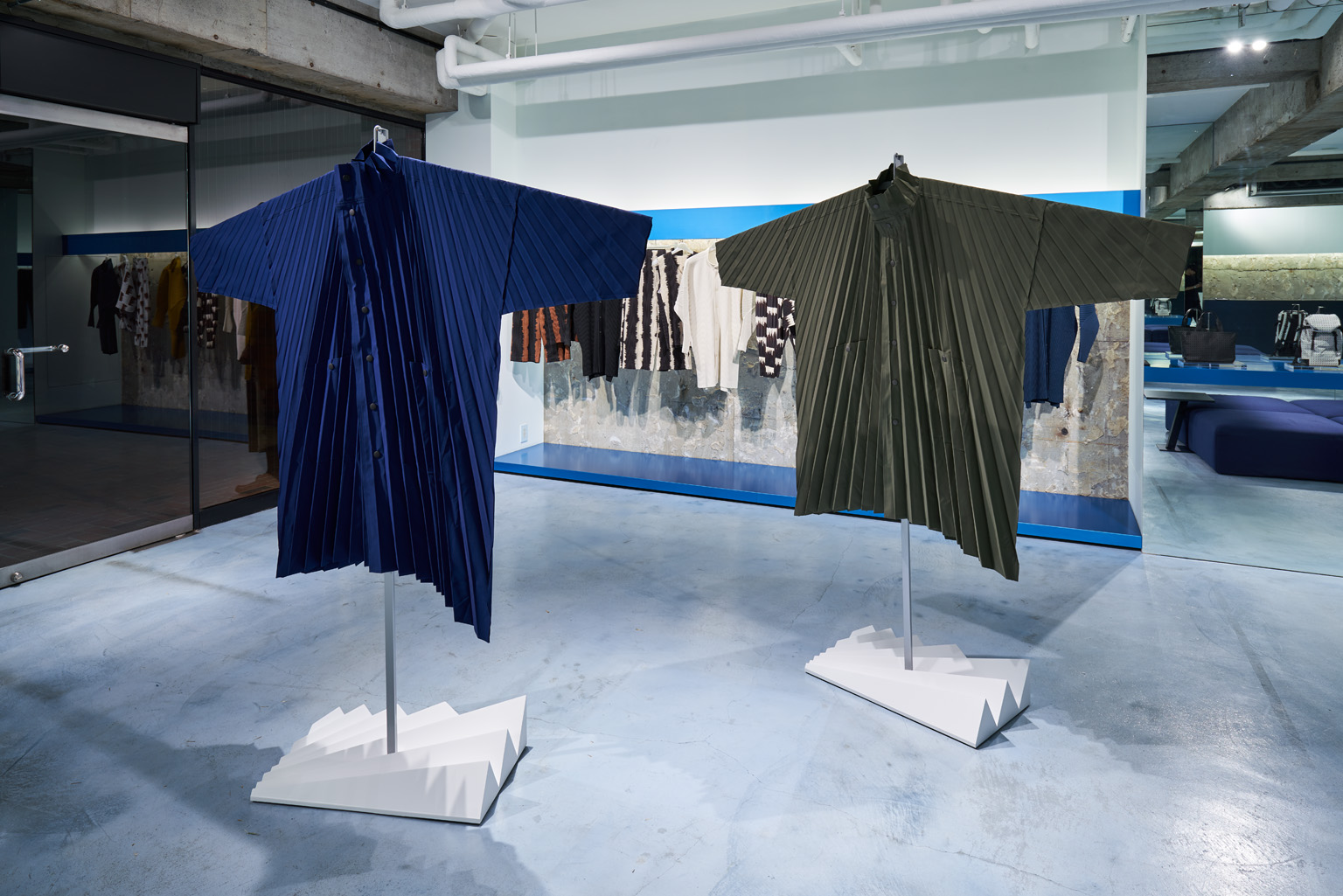 HOMME PLISSÉ ISSEY MIYAKE