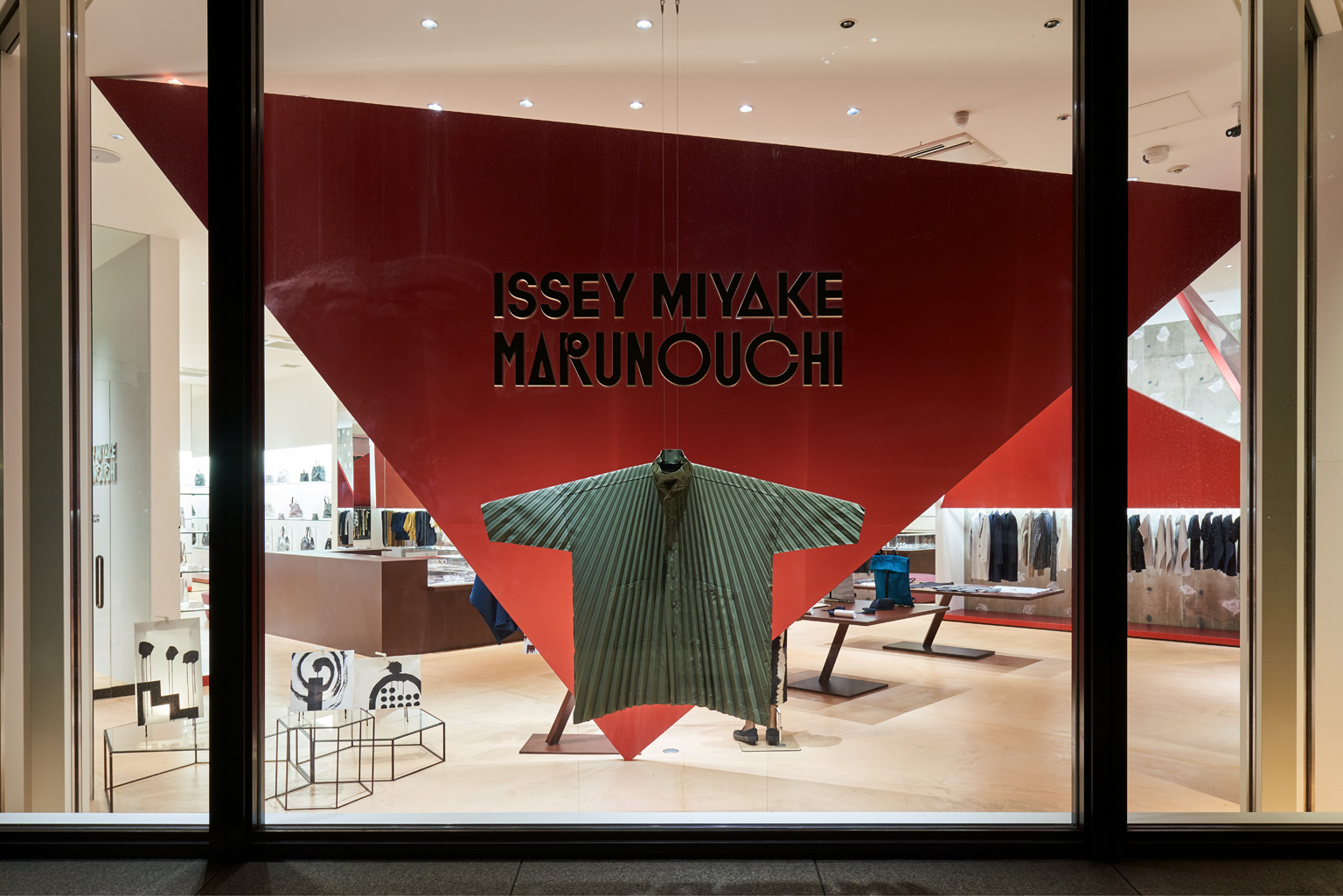 ISSEY MIYAKE MARUNOUCHI