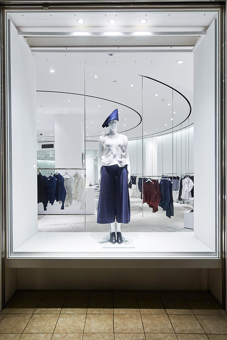 ISSEY MIYAKE