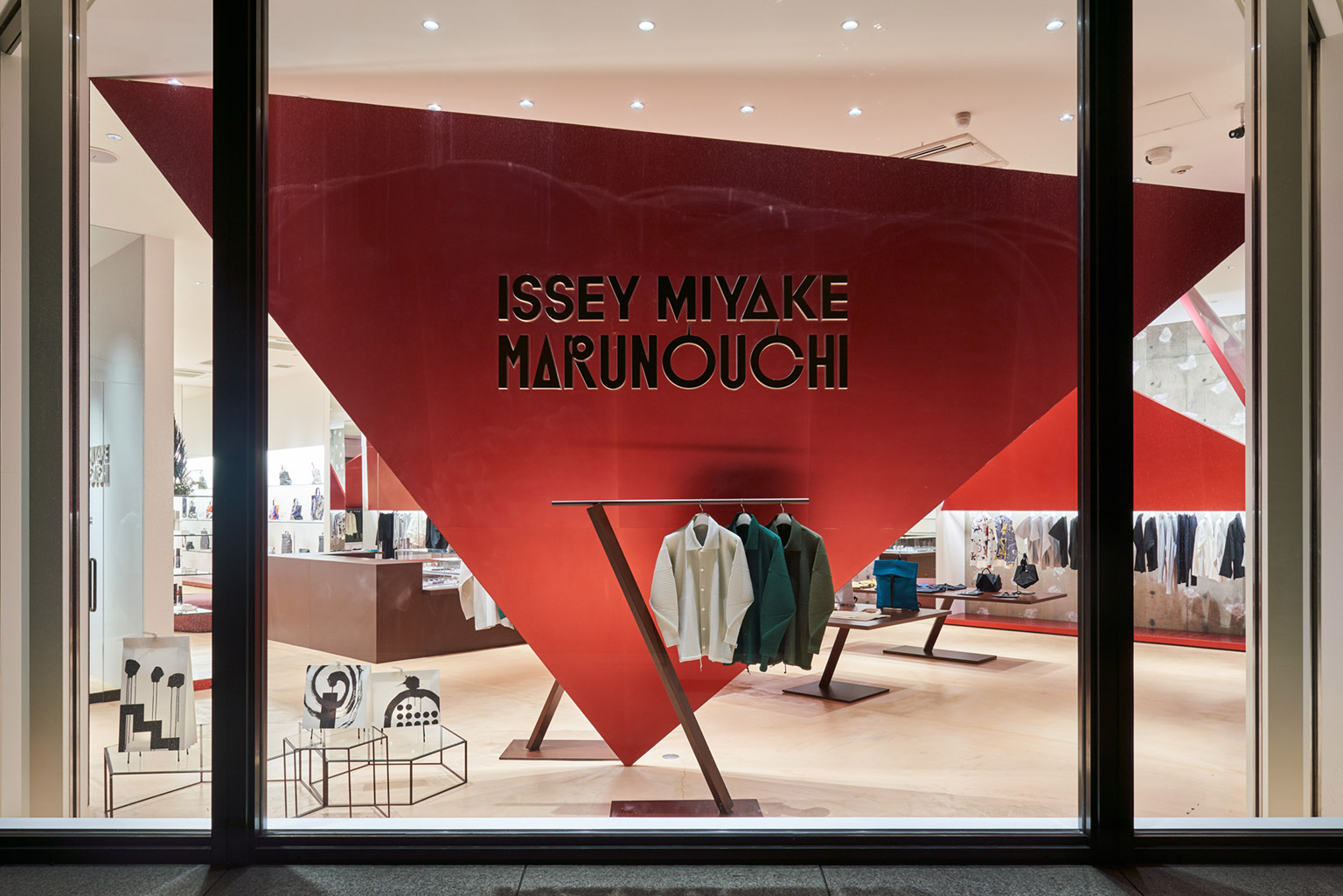 ISSEY MIYAKE MARUNOUCHI