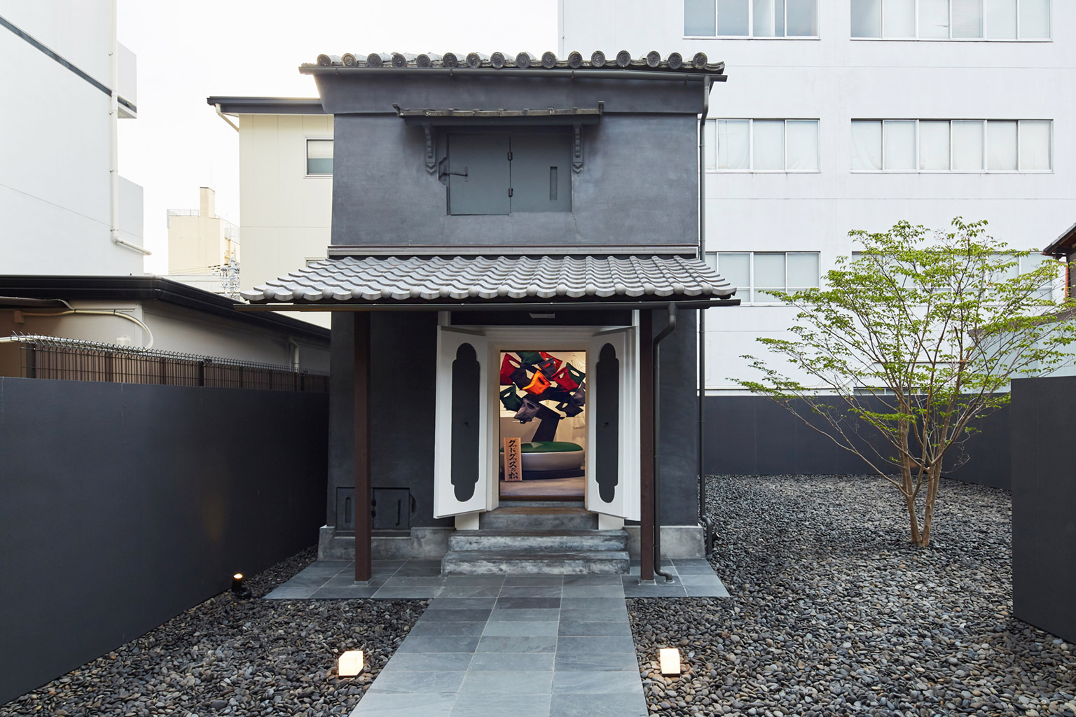 KURA Exhibition: GOOD GOODS —SOLID BAG