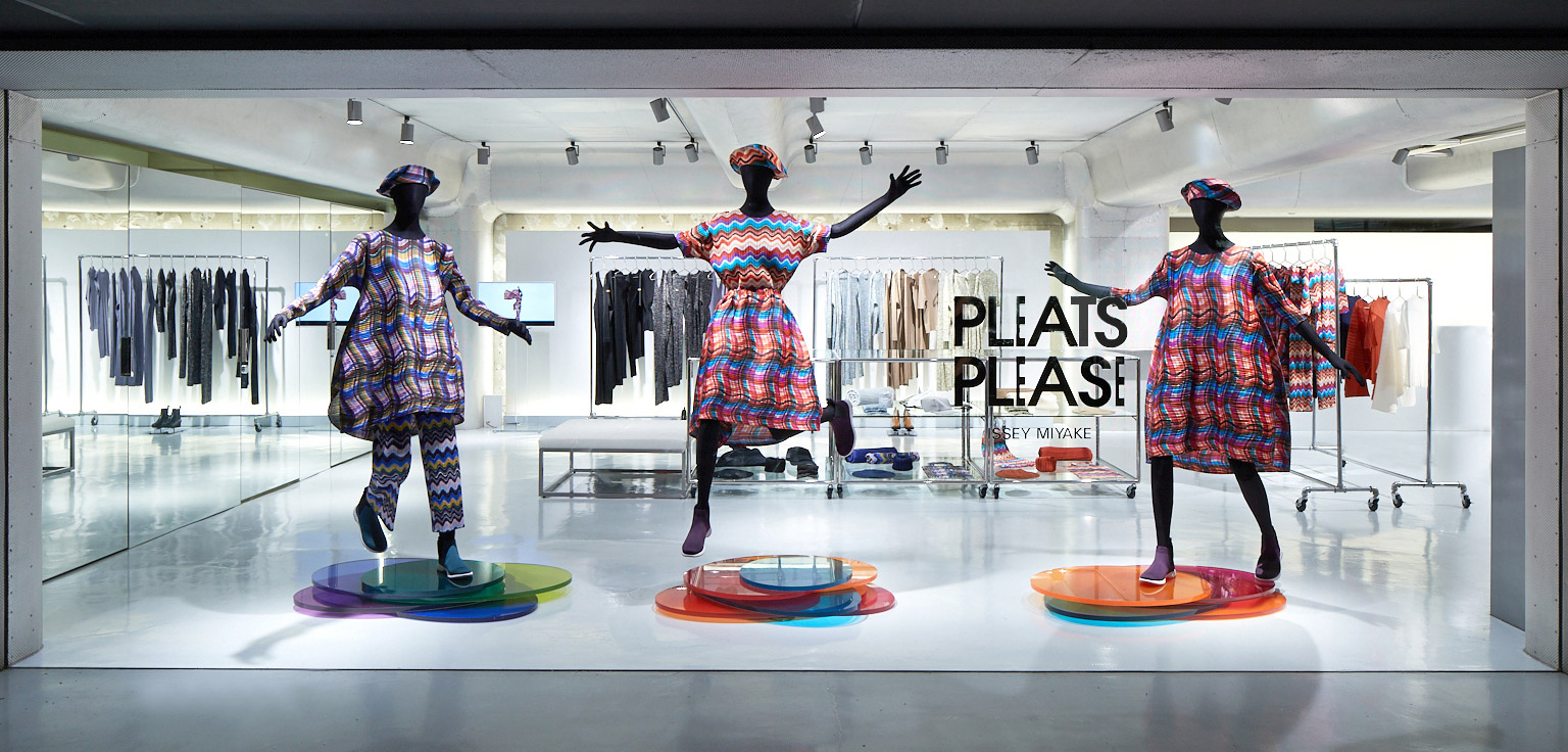 PLEATS PLEASE ISSEY MIYAKE / AOYAMA
