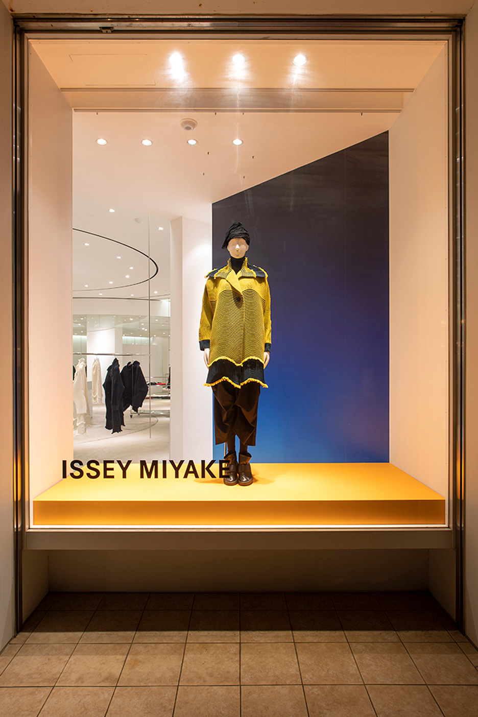 ISSEY MIYAKE