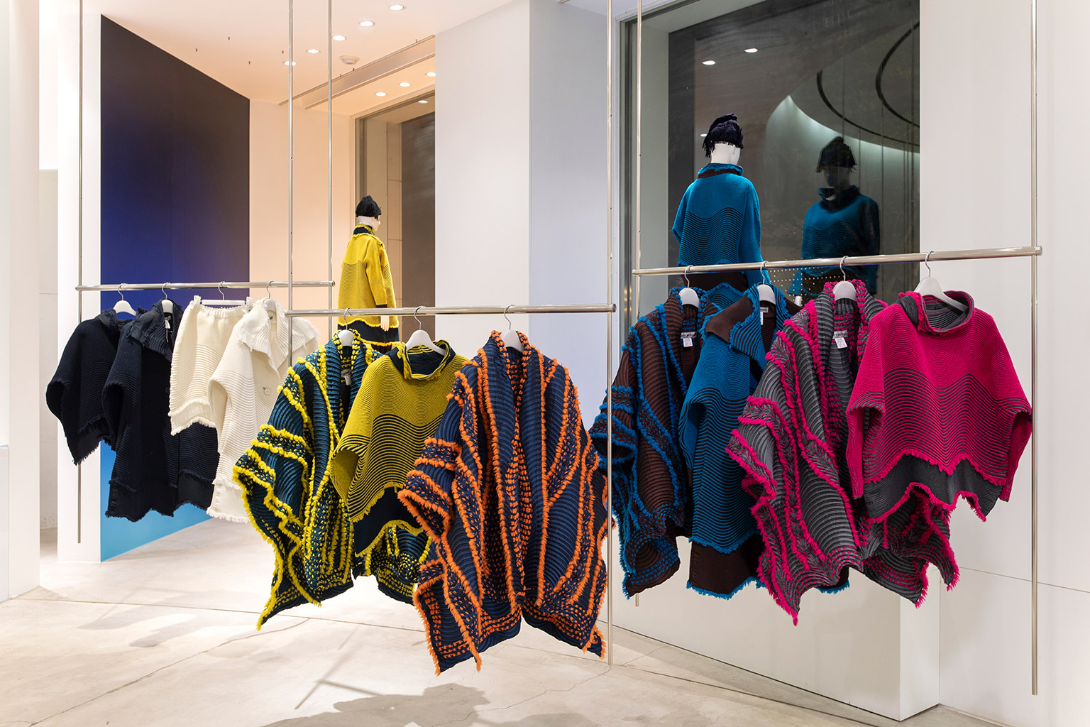ISSEY MIYAKE
