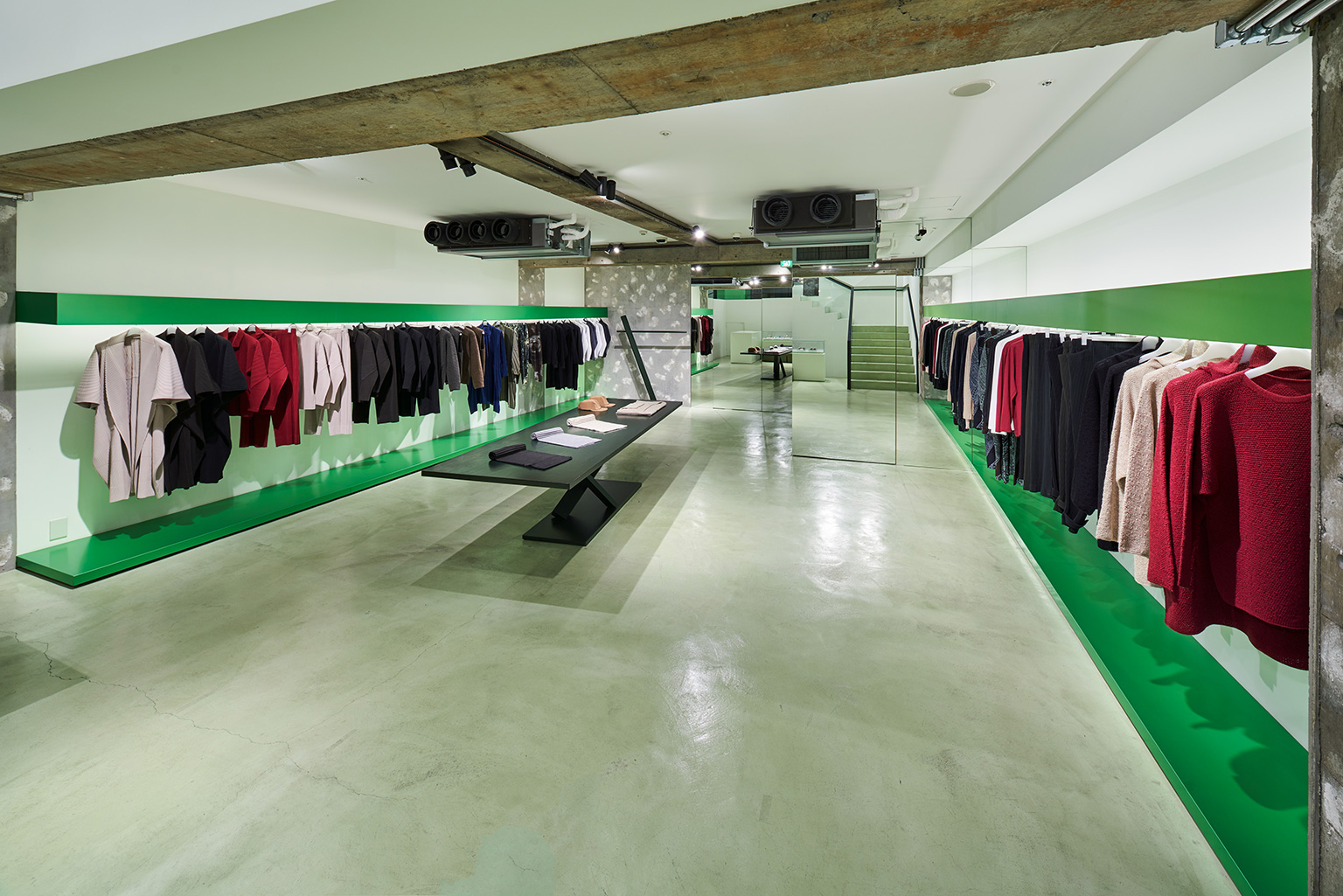 HOMME PLISSÉ ISSEY MIYAKE