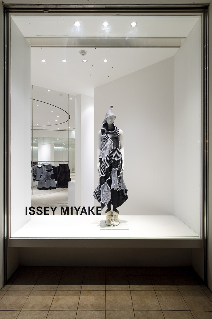 ISSEY MIYAKE