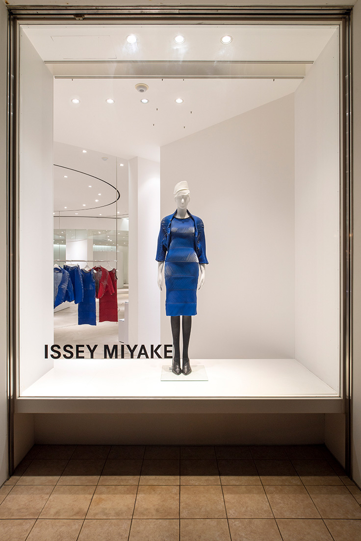 ISSEY MIYAKE