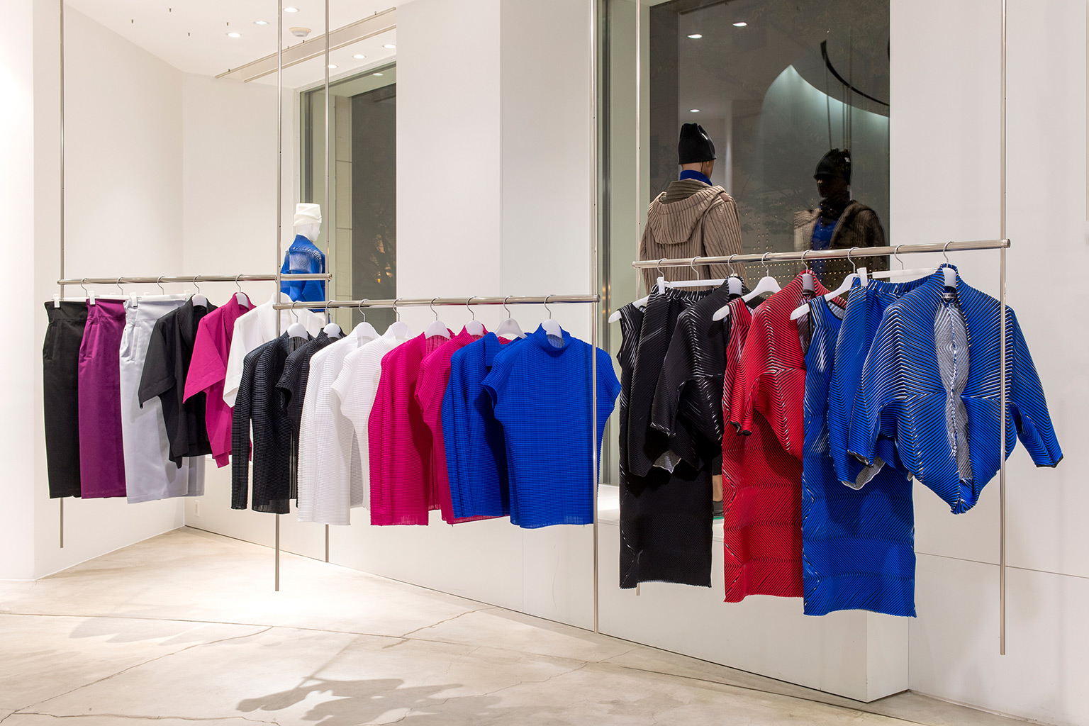 ISSEY MIYAKE