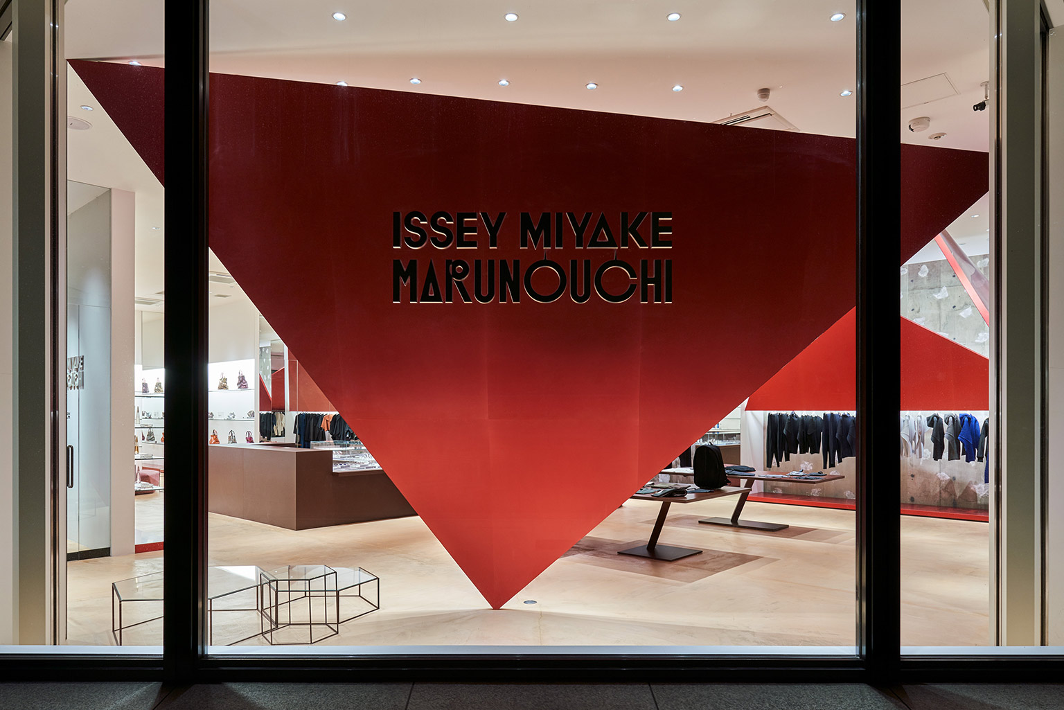 ISSEY MIYAKE MARUNOUCHI