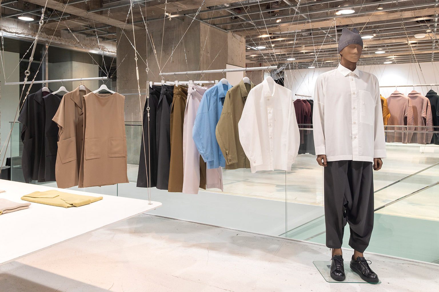 132 5. ISSEY MIYAKE