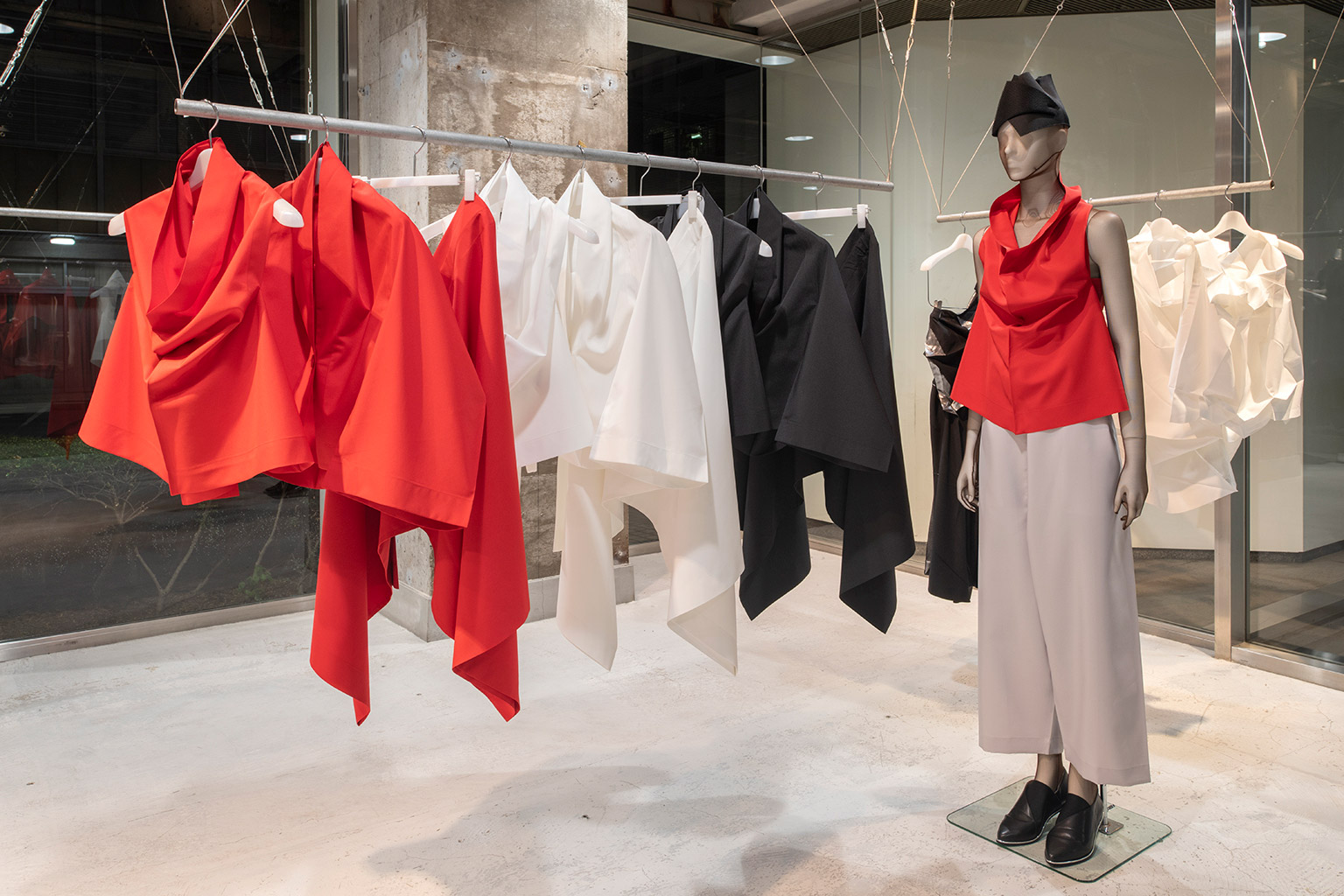 132 5. ISSEY MIYAKE