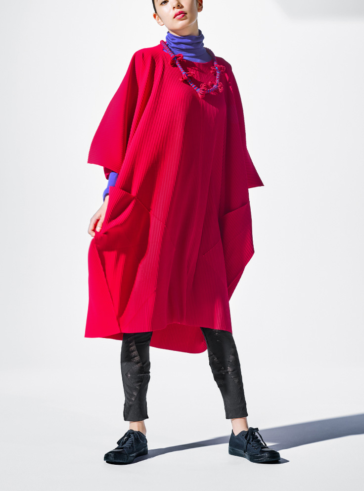 SQUARE A-POC PLEATS