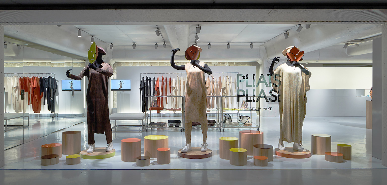 PLEATS PLEASE ISSEY MIYAKE / AOYAMA