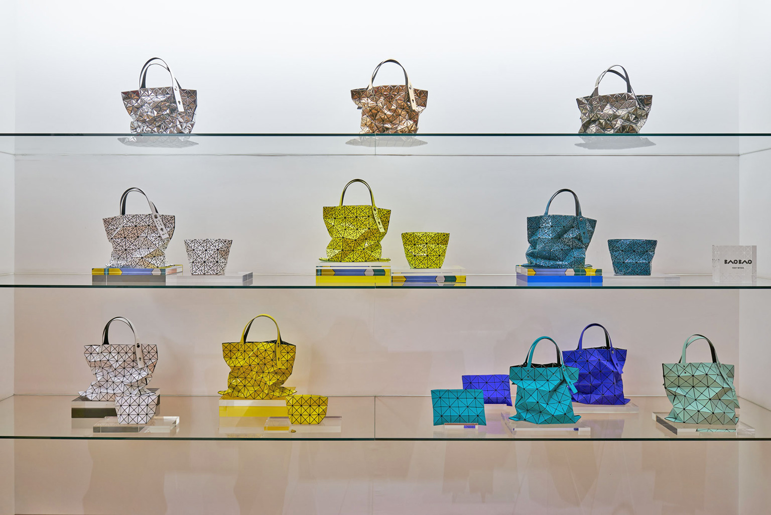 ISSEY MIYAKE MARUNOUCHI