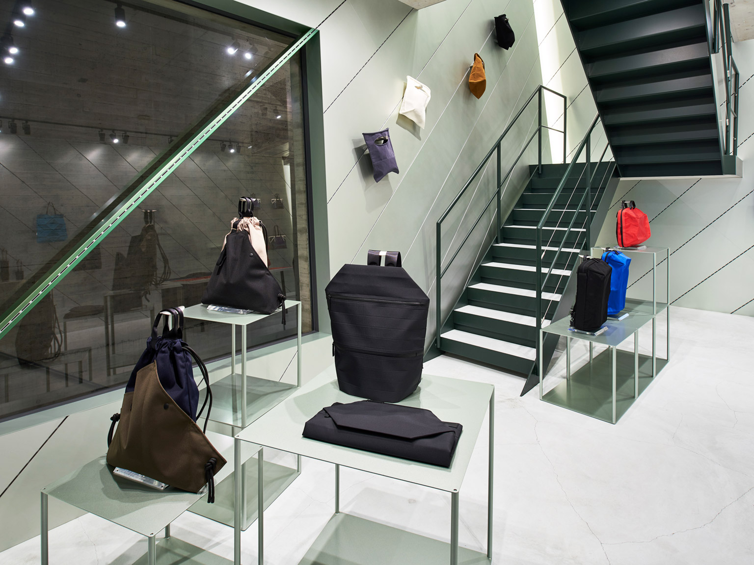 GOOD GOODS ISSEY MIYAKE / DAIKANYAMA