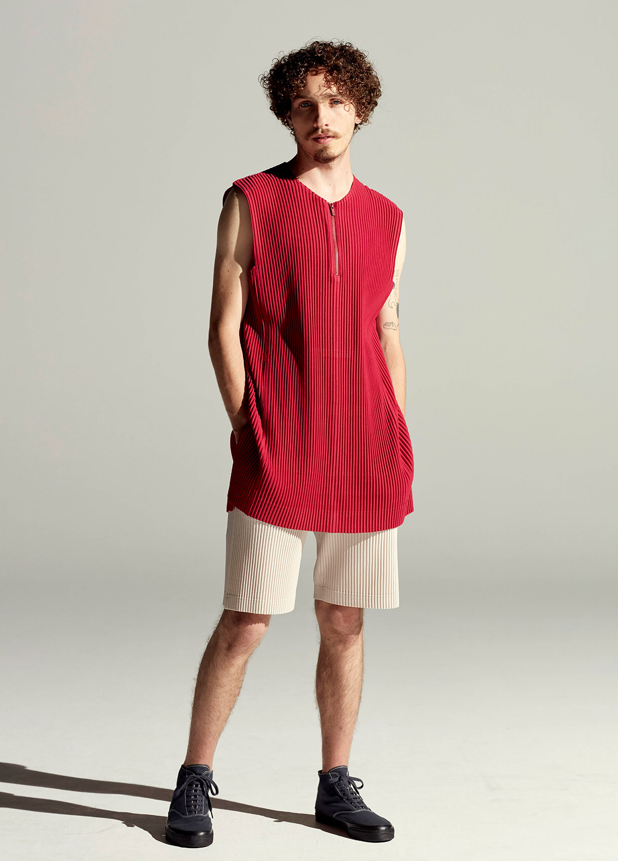 SPRING SUMMER 2022 | コレクション | HOMME PLISSÉ ISSEY MIYAKE ...