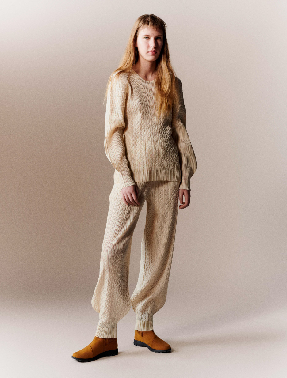 Introducing Items “CABLE STITCH” | PLEATS PLEASE ISSEY MIYAKE ...